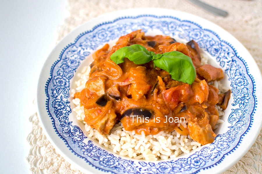 Vegan tikka masala met aubergine